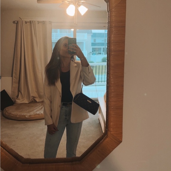 Meet your Posher, Lucie - Picture 11 of 16